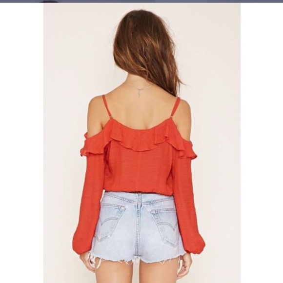 Forever 21 Festival Crop-Top - Picture 3 of 7